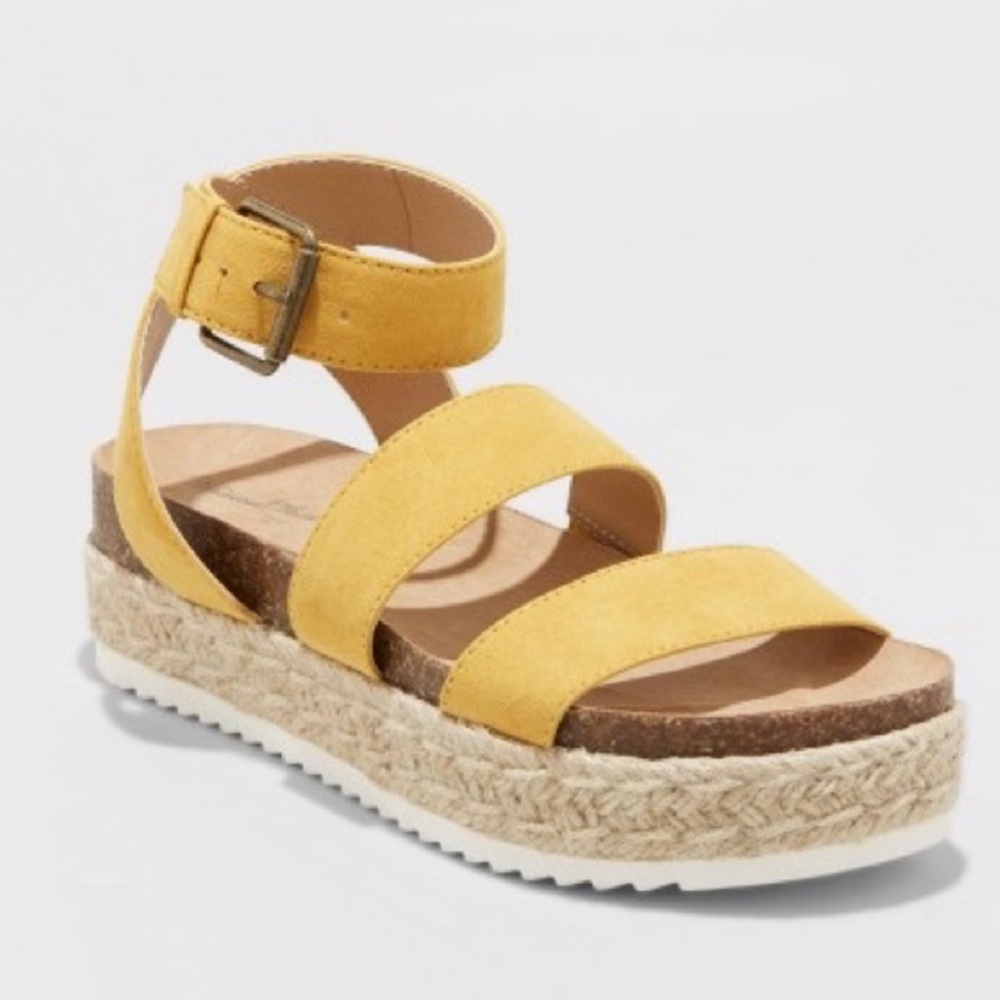 Universal Thread Yellow Platform Sandals - image 1